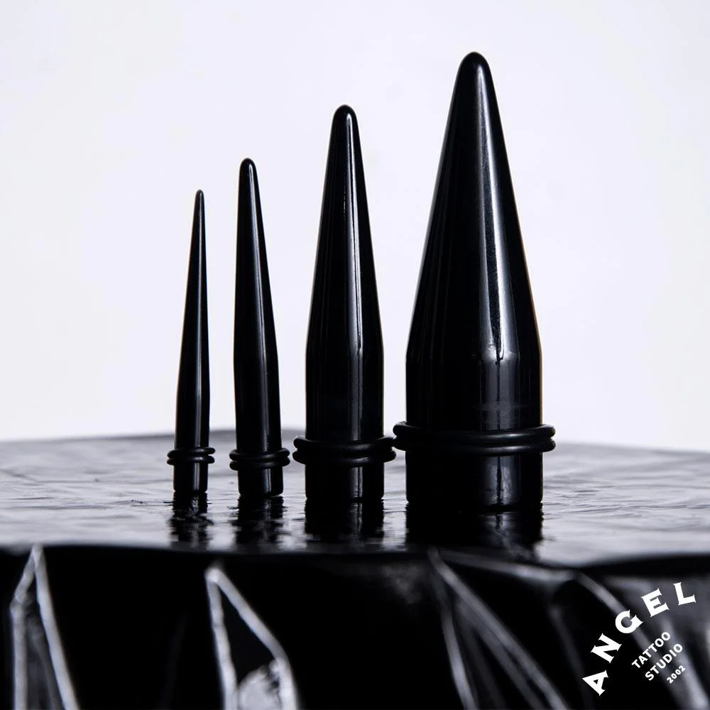 Чёрная акриловая прямая растяжка / Acrylic straight expander black